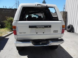 1986 TOYOTA RUNNER WHITE SR5 4WD MT 2.4 Z19599